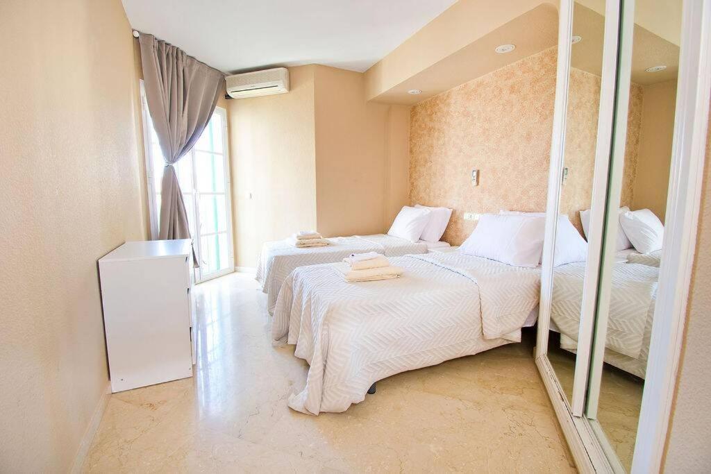 Spectacular Apartment In Matchroom Country Club Fuengirola Exterior foto